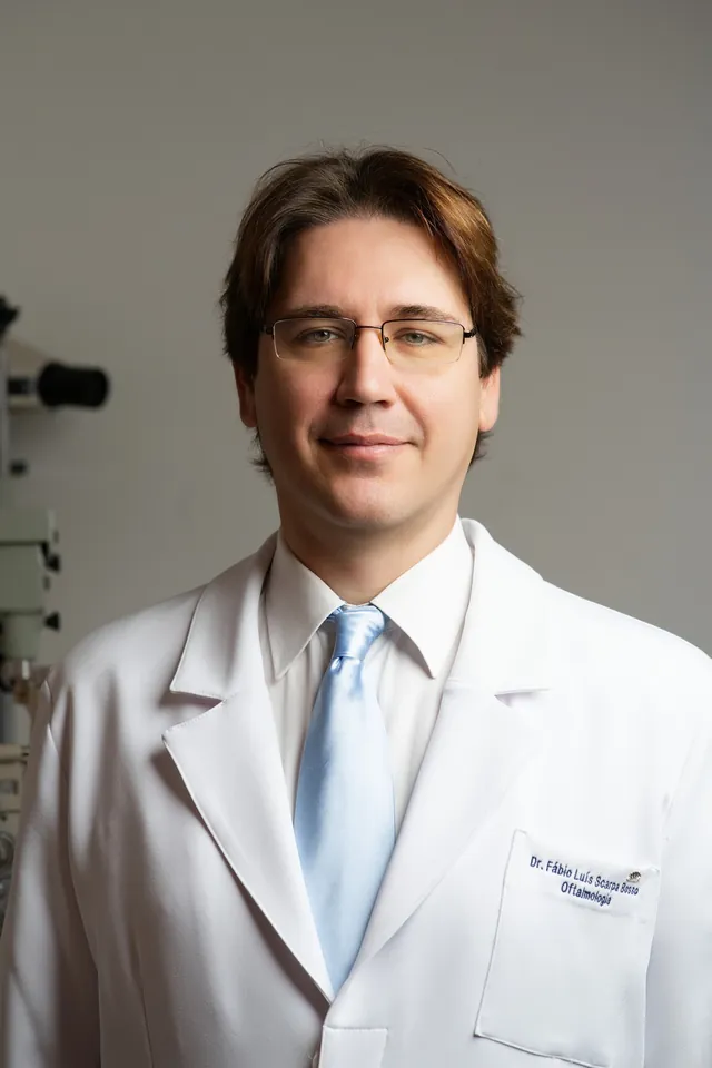 Dr. Fábio Luís — oftalmologista na Asa Sul