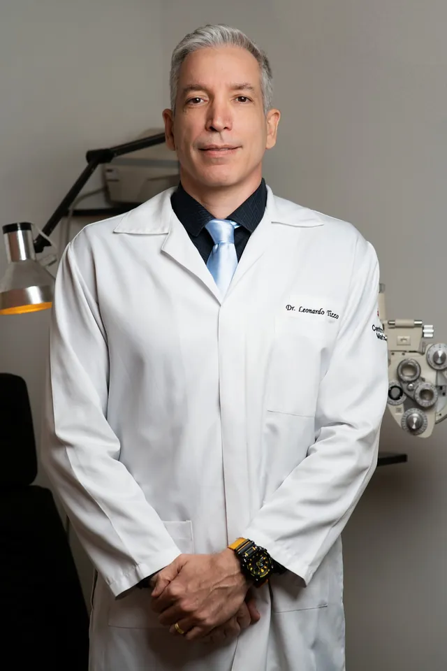 Dr. Leonardo Rodrigues Tizzo — oftalmologista na Asa Sul